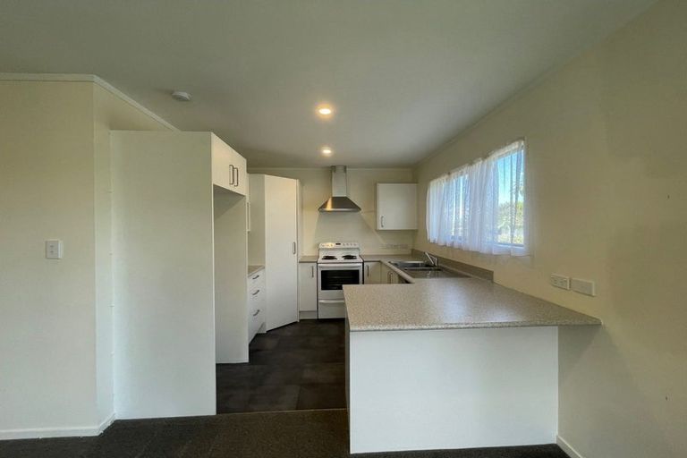 Photo of property in 65 Hobart Crescent, Wattle Downs, Auckland, 2103