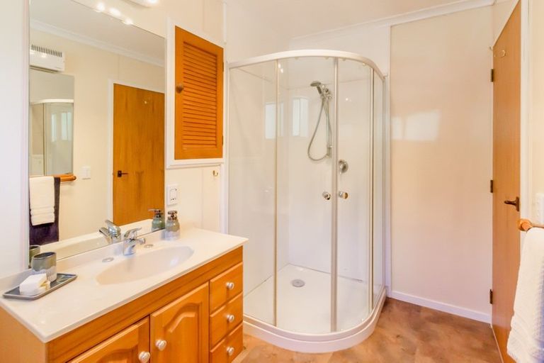 Photo of property in 81 Elizabeth Street, Waikanae, 5036