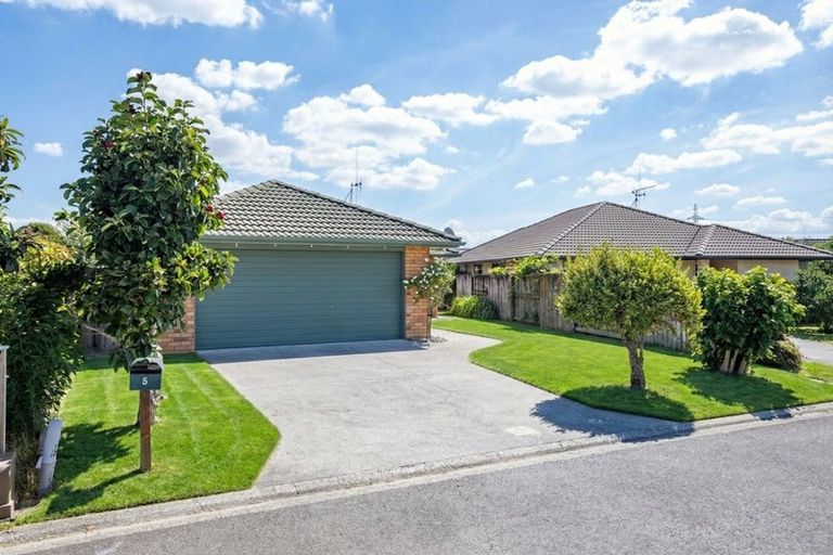 Photo of property in 5 Locksley Lane, Hamilton East, Hamilton, 3216