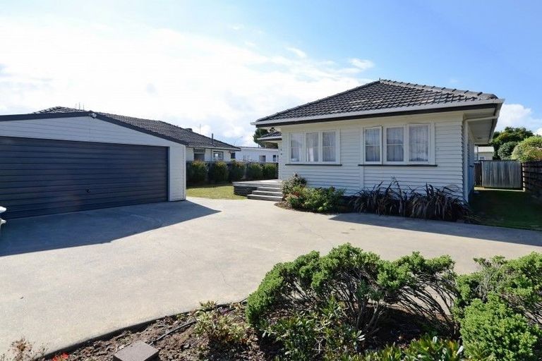 Photo of property in 1a Sunnyside Road, Nawton, Hamilton, 3200