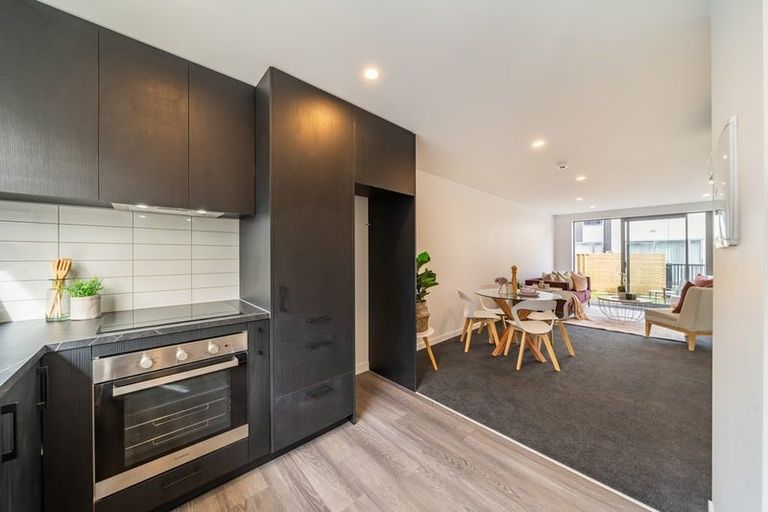 Photo of property in 44 John Street, Stokes Valley, Lower Hutt, 5019