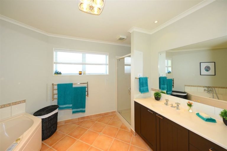 Photo of property in 45 Liverton Crescent, Bishopdale, Christchurch, 8053
