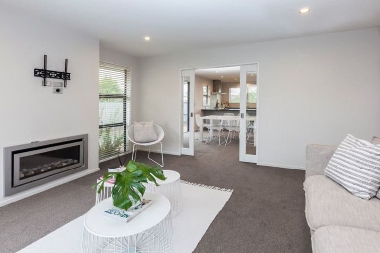 Photo of property in 45 Woodville Street, Edgeware, Christchurch, 8013