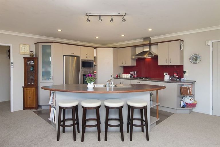 Photo of property in 5 Kendallvale Drive, Waiuku, 2123