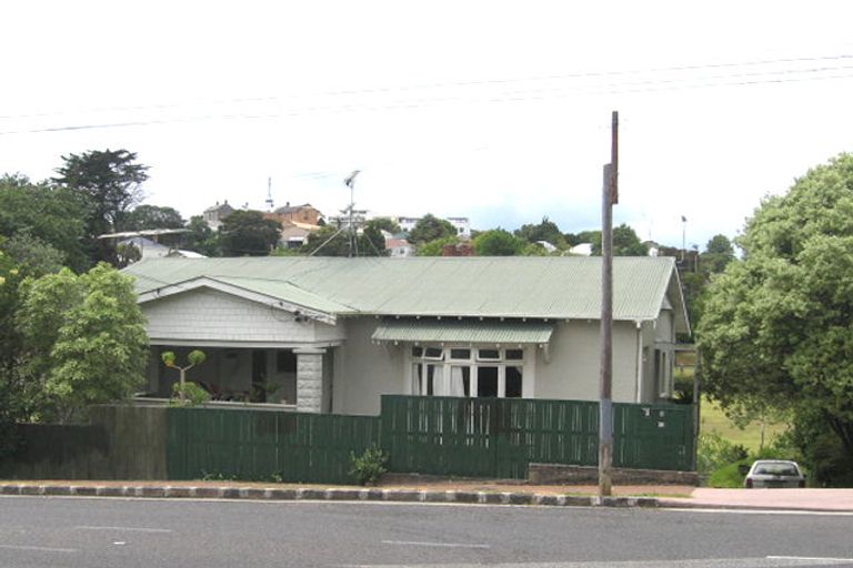 Photo of property in 2/67 Dryden Street, Grey Lynn, Auckland, 1021