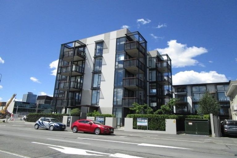 Photo of property in 1/50 Kilmore Street, Christchurch Central, Christchurch, 8013