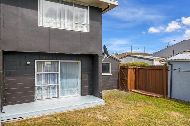 Photo of property in 4/30 Epsom Road, Sockburn, Christchurch, 8042