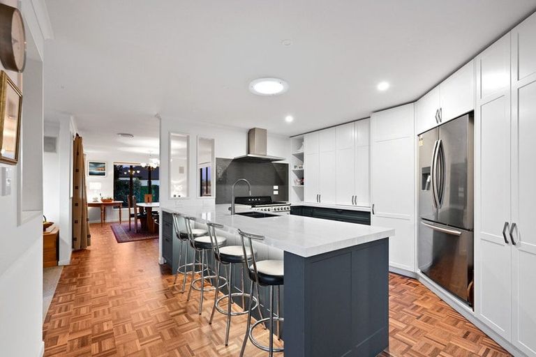 Photo of property in 2 Sovereign Place, Rototuna North, Hamilton, 3210