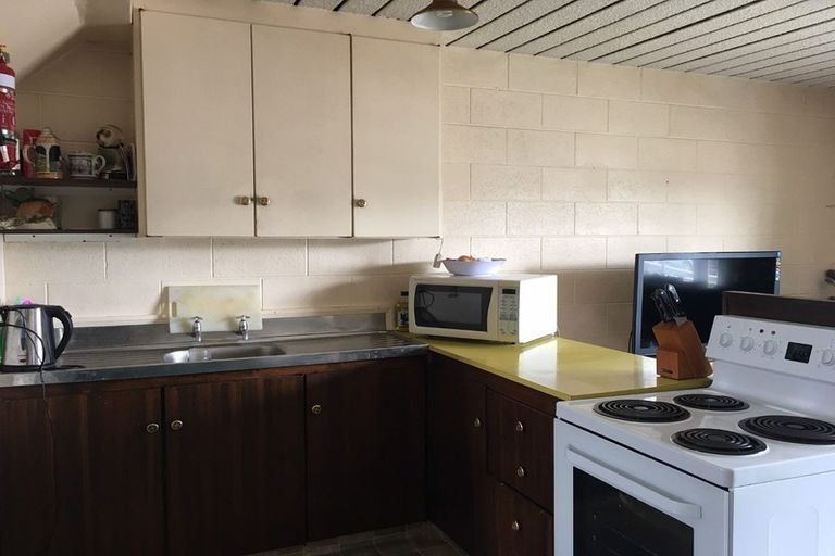 Photo of property in 1/555 Hillside Road, Caversham, Dunedin, 9012