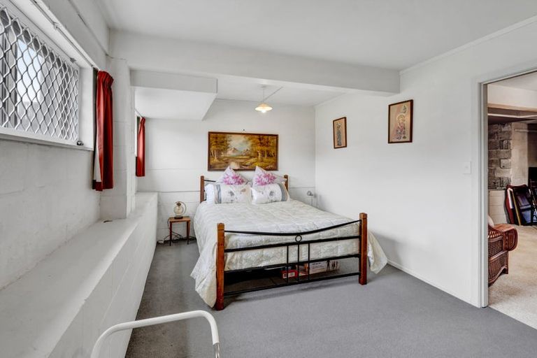 Photo of property in 47 Nevada Drive, Merrilands, New Plymouth, 4312