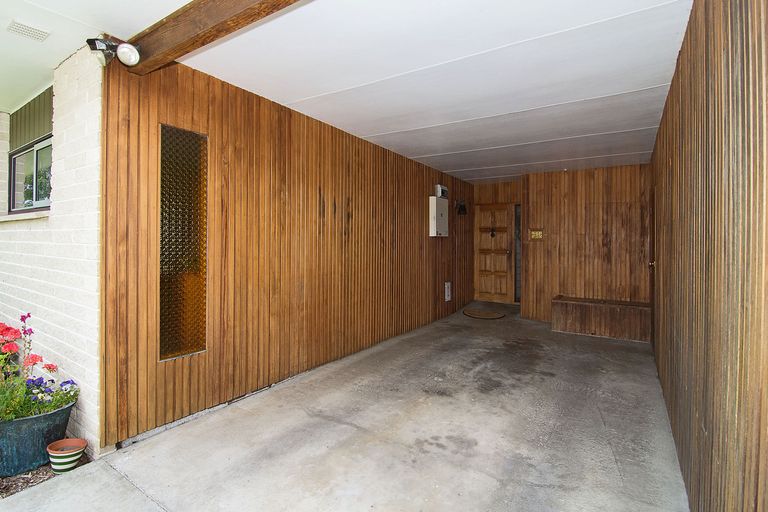 Photo of property in 42 Oak Street, Masterton, 5810