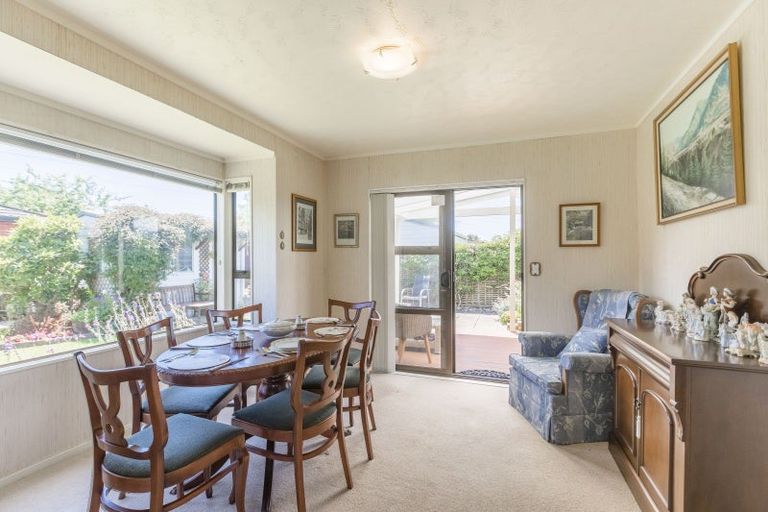 Photo of property in 349b Te Moana Road, Waikanae, 5036