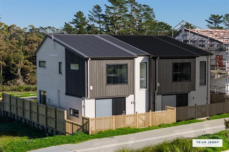 Photo of property in 162 Kerepi Street, Westgate, 0814