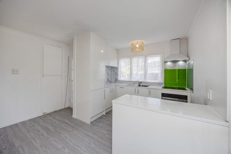 Photo of property in 13 Julian Place, Otara, Auckland, 2023