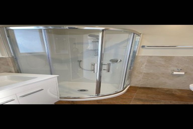 Photo of property in 90 Windrush Close, Mangere, Auckland, 2022