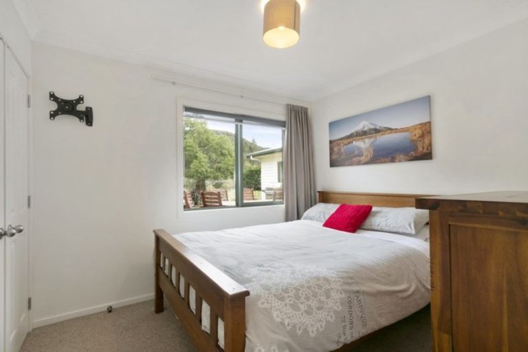 Photo of property in 393 Moores Valley Road, Wainuiomata, 5373