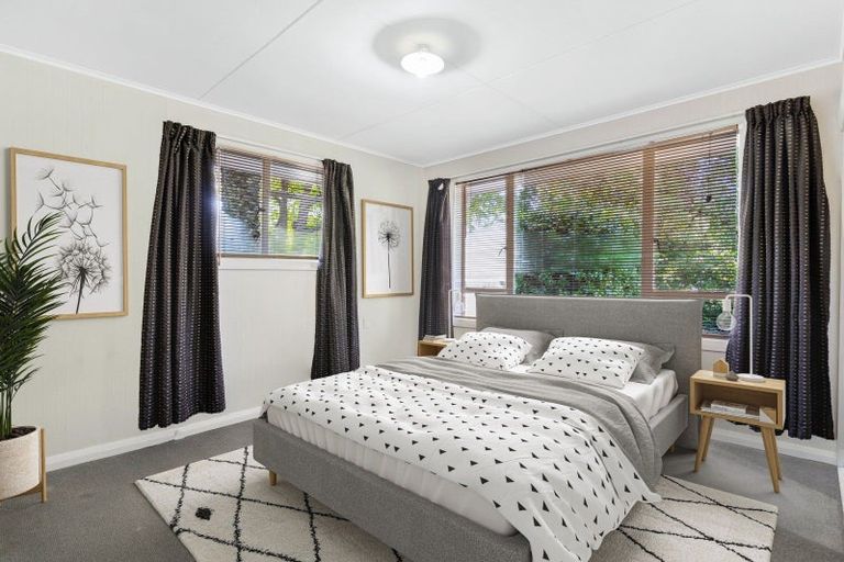 Photo of property in 118 Brandon Street, Featherston, 5710