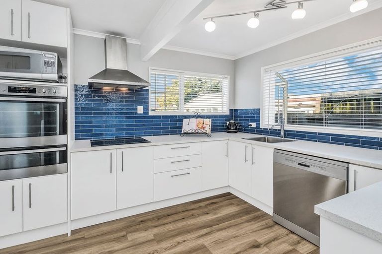 Photo of property in 19 Glenbyre Place, Bromley, Christchurch, 8062