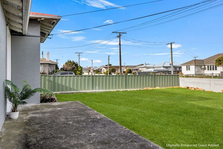 Photo of property in 16 Caledonian Road, Oamaru North, Oamaru, 9400