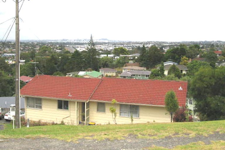 Photo of property in 253 Sunset Road, Sunnynook, Auckland, 0632