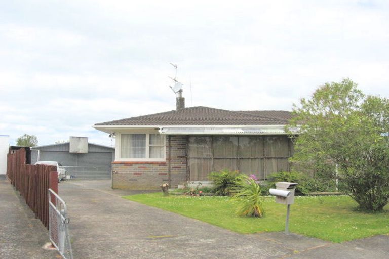 Photo of property in 24 Royal Arch Place, Rosehill, Papakura, 2113