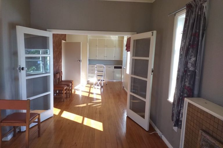 Photo of property in 62 Tarawera Road, Johnsonville, Wellington, 6037