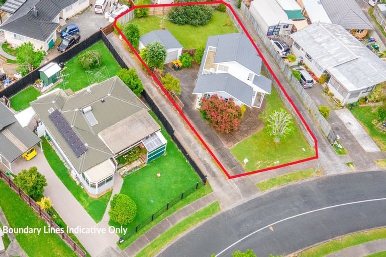 Photo of property in 109 Edgewater Drive, Pakuranga, Auckland, 2010