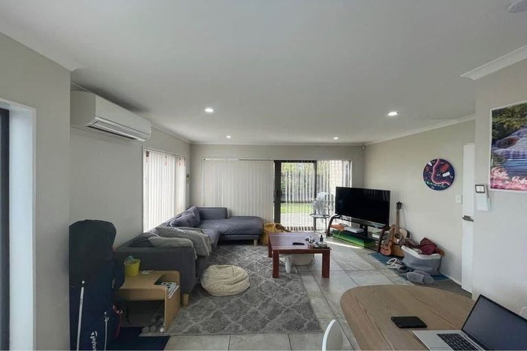 Photo of property in 14d Elliot Street, Howick, Auckland, 2014