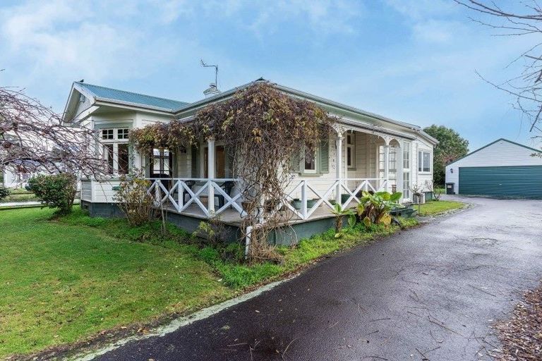 Photo of property in 44 Queen Street, Feilding, 4702