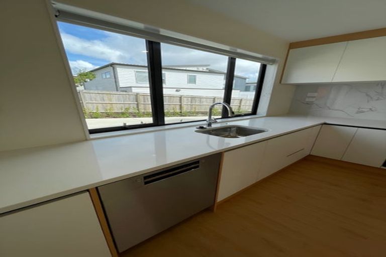 Photo of property in 14c Fortyfoot Lane, Sunnyhills, Auckland, 2010