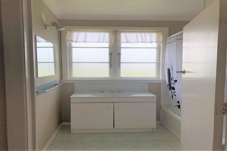 Photo of property in 30 Wilton Street, Levin, 5510