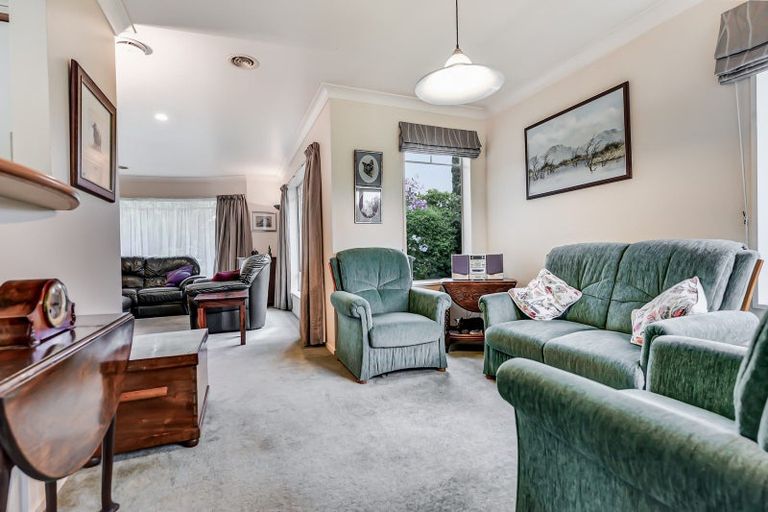 Photo of property in 14 Admiral Crescent, Flagstaff, Hamilton, 3210