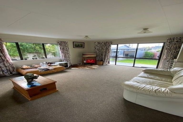 Photo of property in 15a Waterhouse Street, Taradale, Napier, 4112