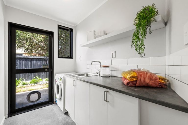 Photo of property in 15 Willoughby Lane, Parklands, Christchurch, 8083