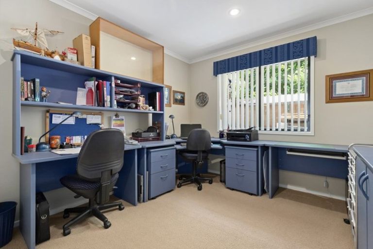 Photo of property in 56 Winchester Place, Rototuna North, Hamilton, 3210