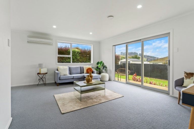 Photo of property in 2 Kaira Street, Sawyers Bay, Port Chalmers, 9023