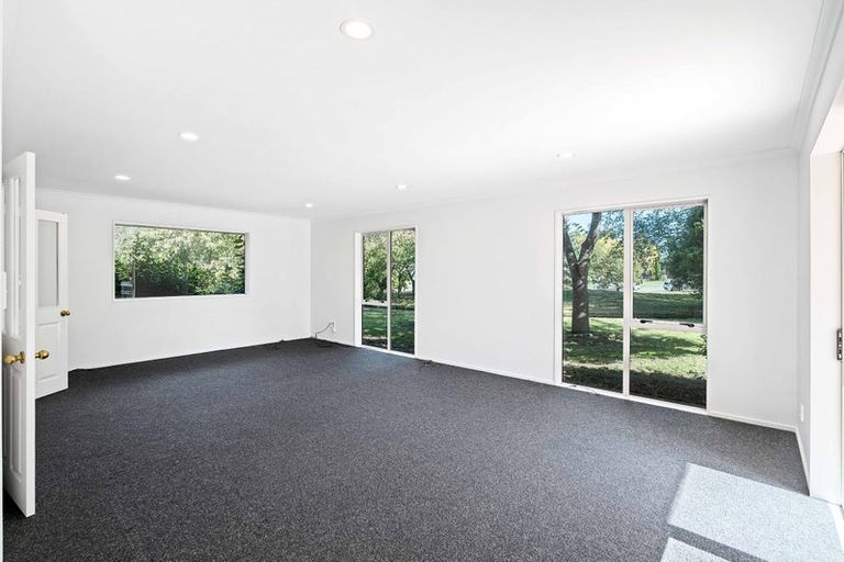 Photo of property in 26 Waterbridge Way, Rolleston, 7614