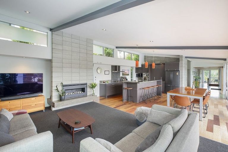 Photo of property in 3 Sasaram Lane, Cashmere, Christchurch, 8022