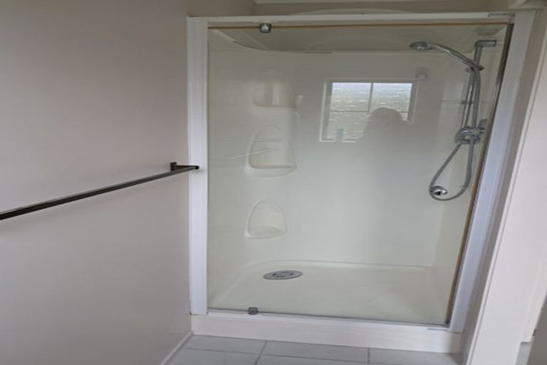 Photo of property in 1/5 Pupuke Road, Takapuna, Auckland, 0622