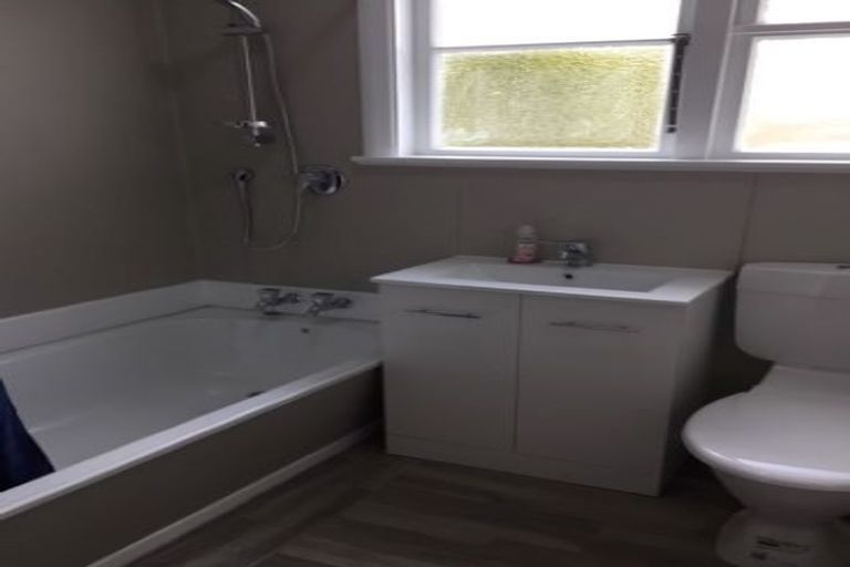 Photo of property in 893 High Street, Avalon, Lower Hutt, 5011