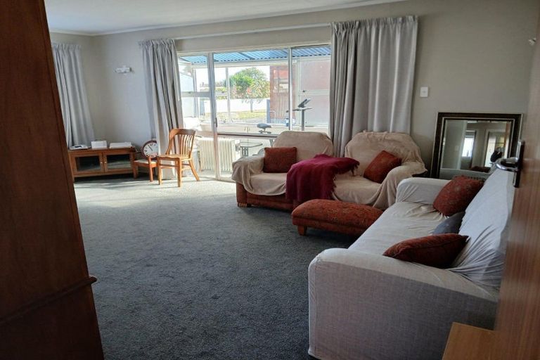 Photo of property in 3c Bideford Street, Brooklands, New Plymouth, 4310