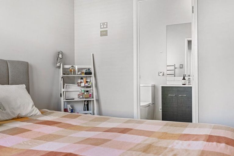 Photo of property in 13 Te Aho Matua Road, Hobsonville, Auckland, 0616