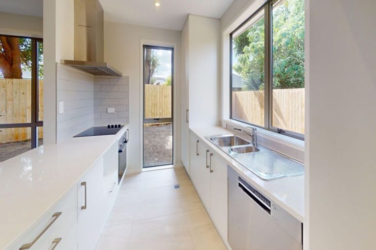 Photo of property in 32a Kirton Crescent, Manurewa, Auckland, 2102