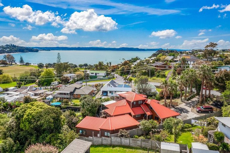 Photo of property in 118 Stanmore Bay Road, Stanmore Bay, Whangaparaoa, 0932