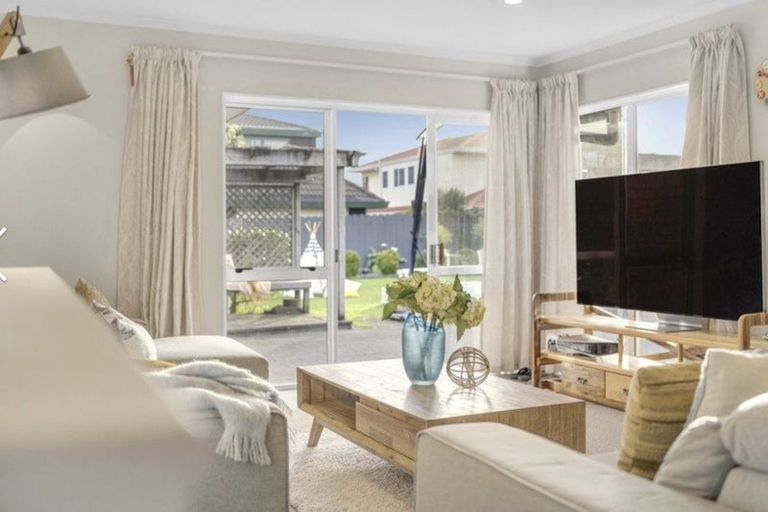 Photo of property in 46 Kilimanjaro Drive, Northpark, Auckland, 2013