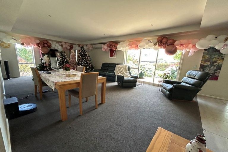Photo of property in 127 Mcrobbie Road, Kingseat, Papakura, 2580