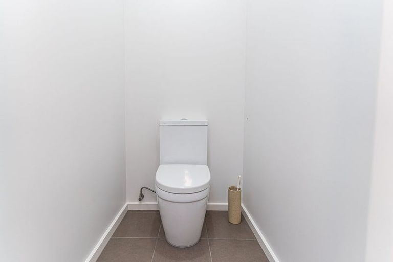 Photo of property in 22 Moheke Avenue, Roslyn, Palmerston North, 4414