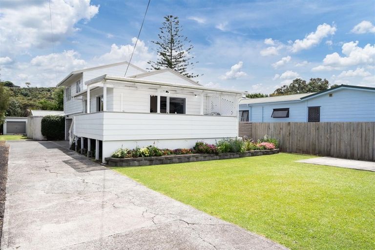 Photo of property in 19 Waiotoi Road, Ngunguru, Whangarei, 0173