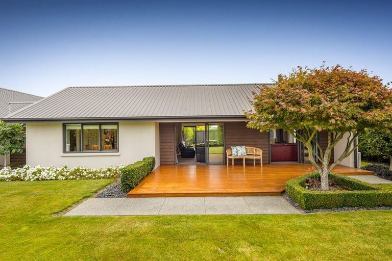 Photo of property in 10 Elizabeth Allen Drive, West Melton, 7618