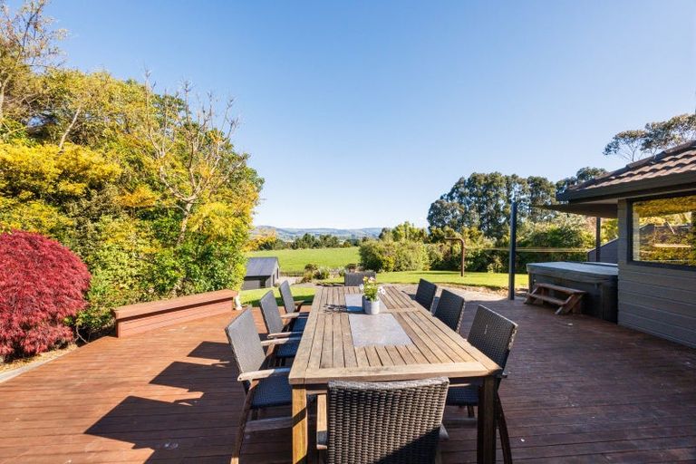 Photo of property in 232 Hendersons Line, Kelvin Grove, Palmerston North, 4470